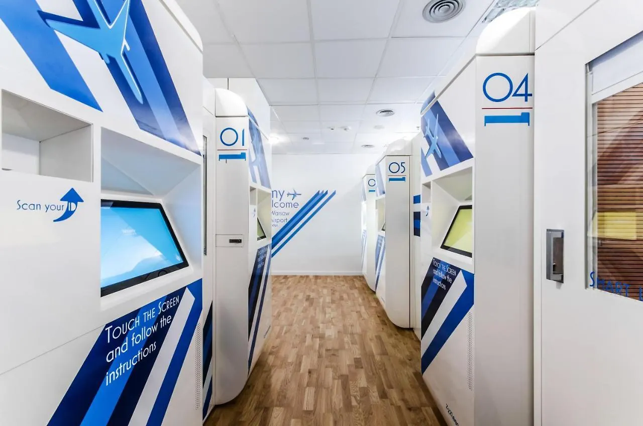 Capsule hotel Resting Pods - Zzzleepandgo Modlin Airport Wmi Hotel Nowy Dwor Mazowiecki